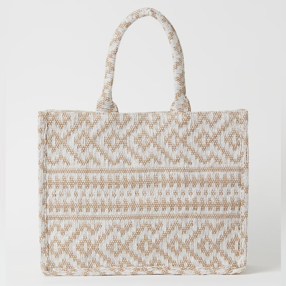 H&M Jacquard-Weave Handbag in White/Beige